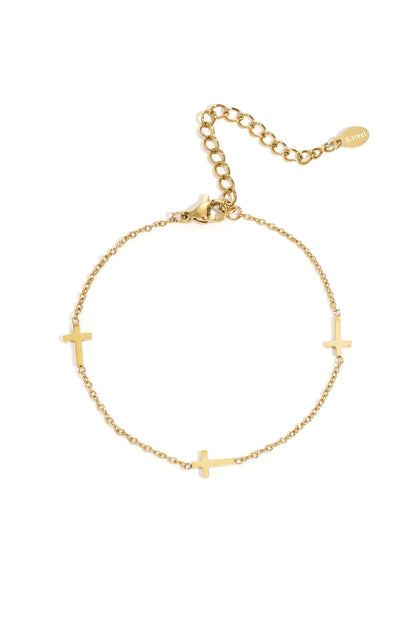 Gold Cruz bracelet with a rope-inspired textured design displayed on a white background from Sorea Fashion.